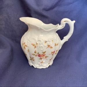 🌸 Tiny Porcelain Mini Floral Vase with Handle 🌸